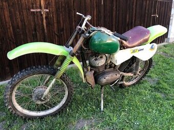 Jawa 250 Cross