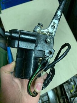 Brzdová páka s pumpou Yamaha XTZ 750