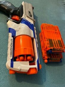 Zbraň Nerf s bubínkovým zásobníkem + náboje