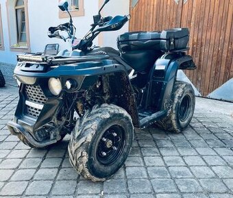 Prodám čtyřkolku Linhai 150 ccm