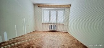 Prodej bytu  3+1 70 m2 /Zátiší/ ul.Školní po rekonstrukci