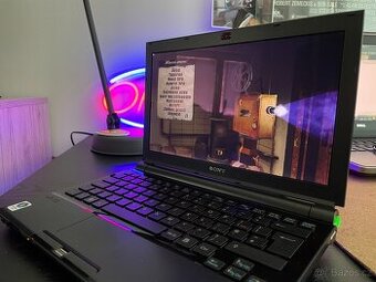 Kultovní Sony VAIO VGN-TZ11XN