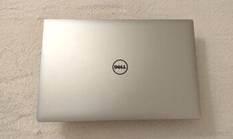 DELL XPS 15 9560 - 1