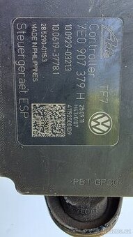 VW T5.1 - ABS 7E0 614 517 F, 7E0 907 379 H - 1