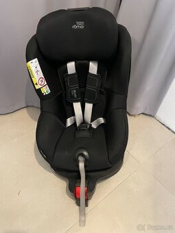 Autosedačka otočná Britax römer