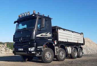 MB AROCS 8x4 Bordmatic/ termokorba/CRAMARO/ ALU disky/ TAŽNÉ