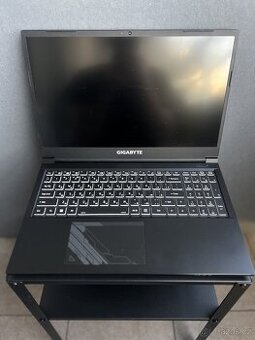 Herní Notebook GIGABYTE G5 MFIRTX 4050