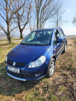 Suzuki SX4. 4x4 benzin