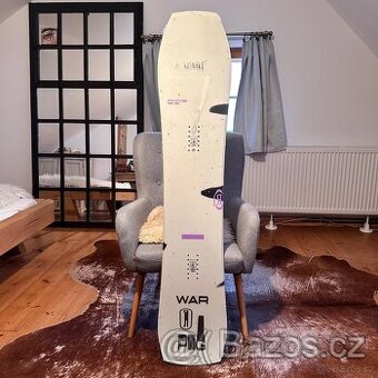 Nový snowboard Ride War Pig 148
