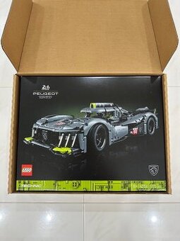 LEGO Technic 42156 Peugeot 9X8 24H Le Mans Hybrid Hypercar