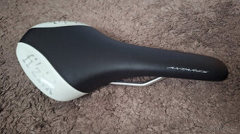 Sedlo Fizik