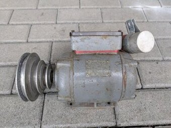 Elektro motor MEZ Frenštát n.p.