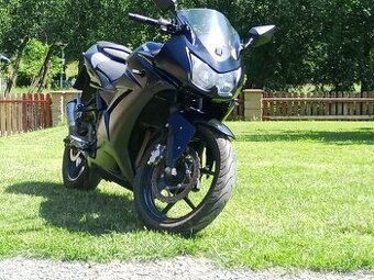 Kawasaki ninja 250 r - 1