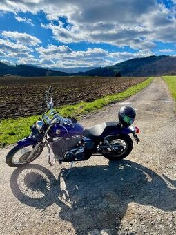 Honda shadow 750