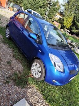 Toyota Yaris 1.3 VVT-i 64kw....82415km