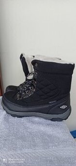 UMBRO - dětská zimní obuv (vel.35)