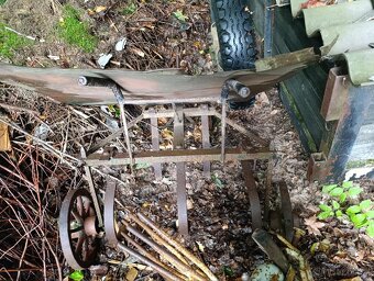 Zemědělský nástroj