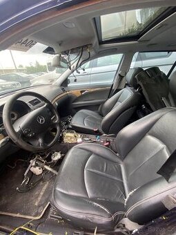 Interiér Mercedes W211