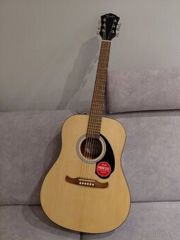 Akustická kytara Fender FA 125