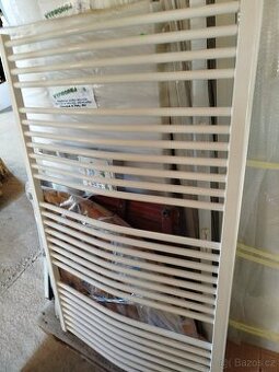 Koupelnový žebřík Solaris 770x1290 mm