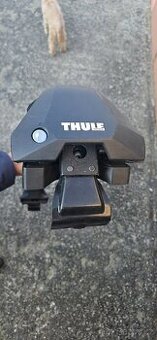 Prodám střešní nosič Thule Edge – kompletní sestava