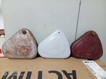 Jawa 250, 350 pérák nářaďový kastlík