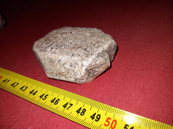 Minerál, nerost ortoklas, tzv. karlovarské dvojče