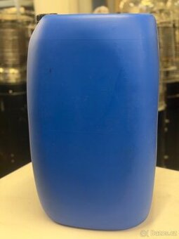 Nový plastový demižon 60k