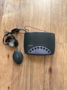 Rádiobudík Universum