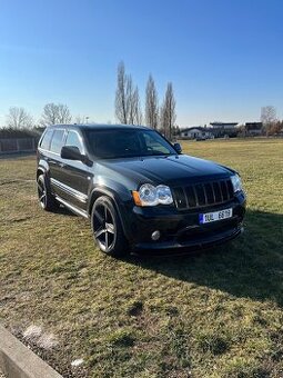 jeep Grand Cherokee SRT 8
