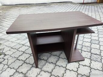 Prodej pevného stolu