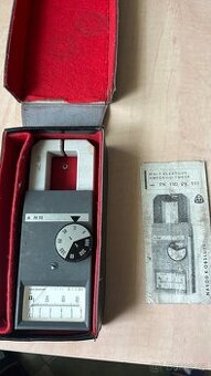 Kleštový ampérmetr PK110