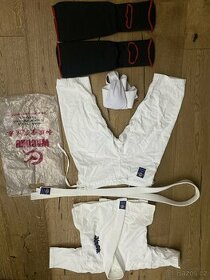 set na Karate pro začátečníky 4-6 let