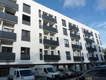 Pronájem krásného bytu 1+kk s lodžií a s parkovacím stáním, 