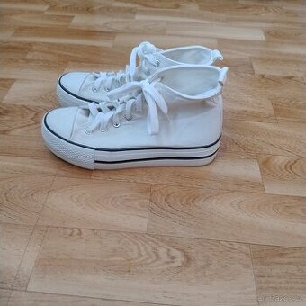 Dívčí kotníkové tenisky