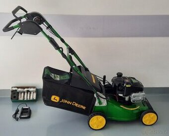 NOVÁ sekačka John Deere R43VE s motorem Briggs & Stratton
