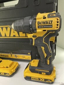 DeWALT Aku Vrtačka DCD 708 v kufříku s přílušenstvím