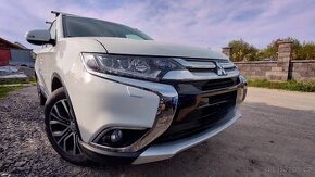 Mitsubishi Outlander 2017,4x4,103 tkm,7míst,keyless,LED