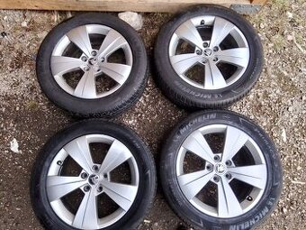 Originál ALU R17 Superb,Passat 6,5x17 E41 Triton+letní pneu