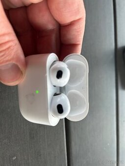 Prodám Apple airpods 3