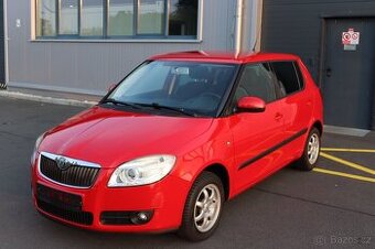 Škoda Fabia 1.6 16v, jen 107 000Km, servisovaná, hezký stav