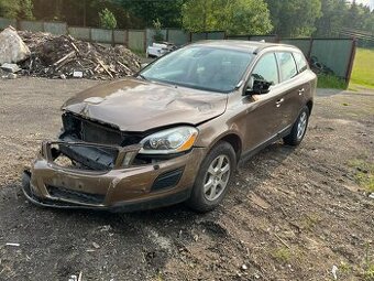 Volvo XC60 rok 2011