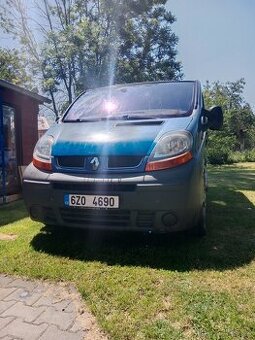 Renault Trafic 2.5 dci 99kW  9 místný