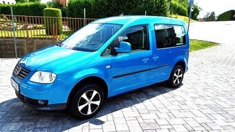vw cady 1.4 benzin 7 mistne ( velmi pekny stav )