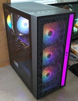 HERNÍ PC,FX 8320,RX 580,16GB,SSD+SATA,WiFi