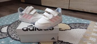 Dívčí botasky adidas vel.21