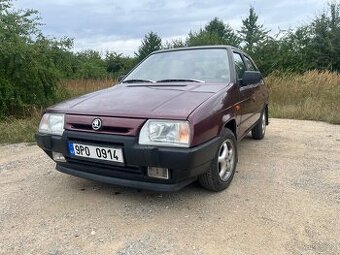 Škoda Favorit Solitaire