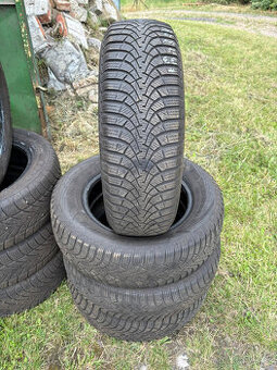 4ks zimní pneu Goodyear 195/65/15