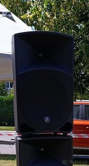 Mackie Thump 15
