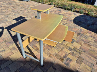 Počítačový stůl – zachovalý, levně